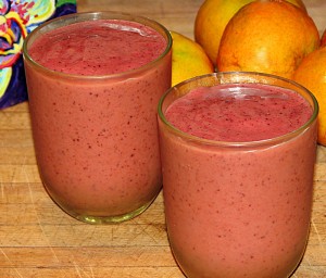 Blueberry Papaya Banana Orange Smoothie